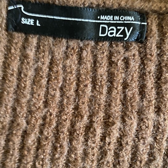 🔅THRIFTED🔅 Brown Cardigan - Picture 3 of 3